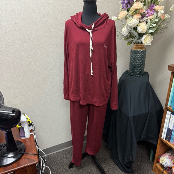 Magnolia Burgundy Lounge Set Hoodie & Jogger Pants XL Cozy Casual - Picture 1 of 16